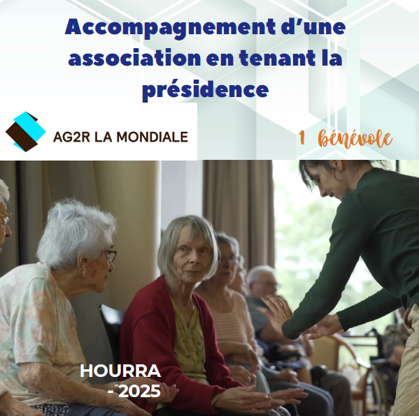 Danse corporelle dans un EPHAD de la compagnie HOURRA